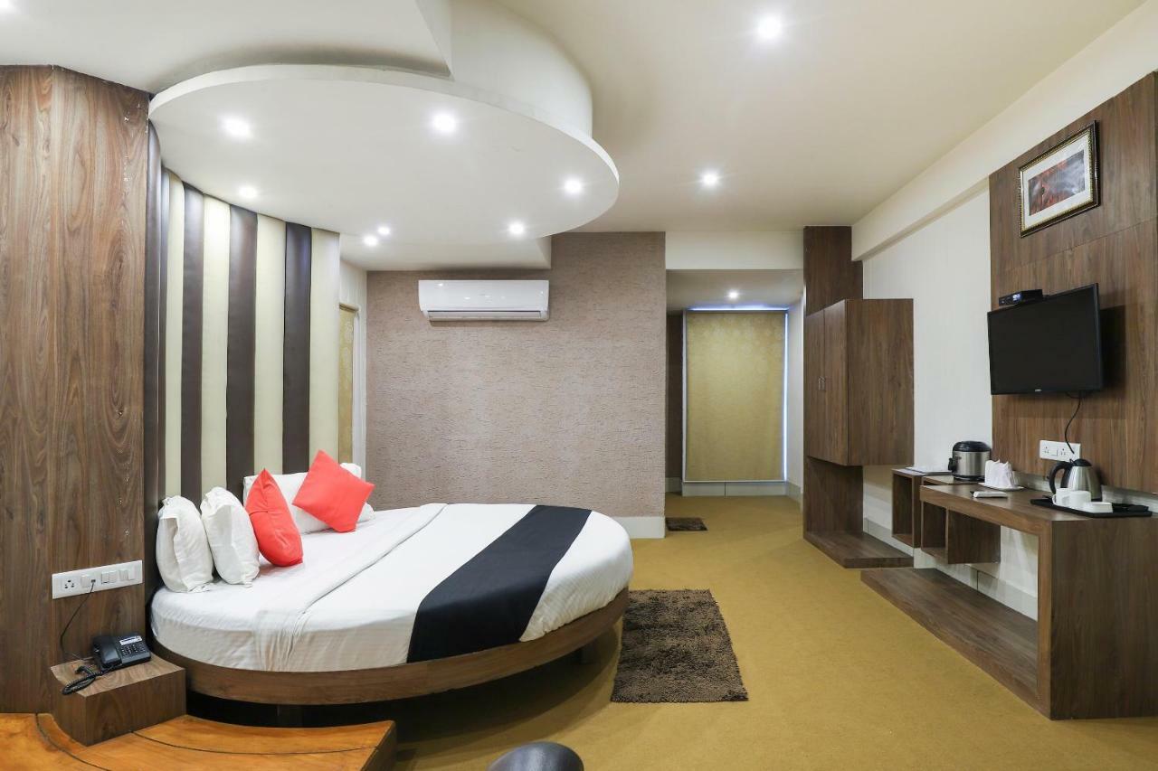 Apple Residency Hotel Patan  Exterior photo